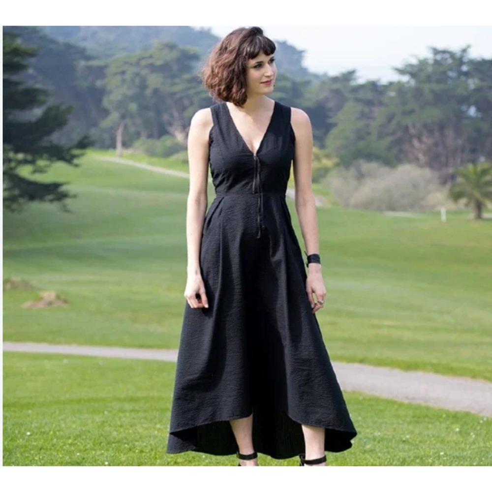 Betabrand Black Seersucker Sleeveless High Low Maxi Dress Zip V-Neck Pockets XS